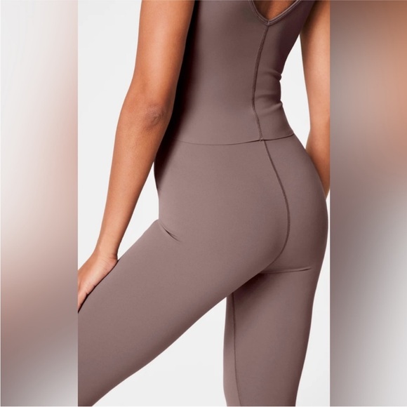 SPANX deep dive booty boost jumpsuit - Picture 3 of 7